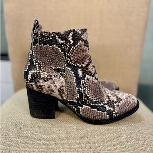 Blondo Snakeskin Pattern Ankle Booties - Black and Brown